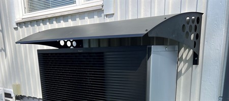 Katos ulkoyksikölle 1500x830 Musta